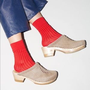 No 6 heidi woven clogs like new - size 37